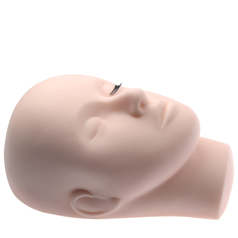 Practice Mannequin Head with 1 set of Practice Lashes