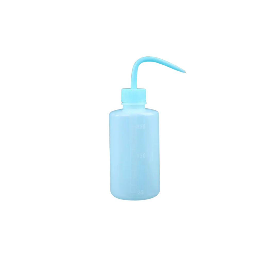 Lash Cleansing Water Bottle 250ml image 2