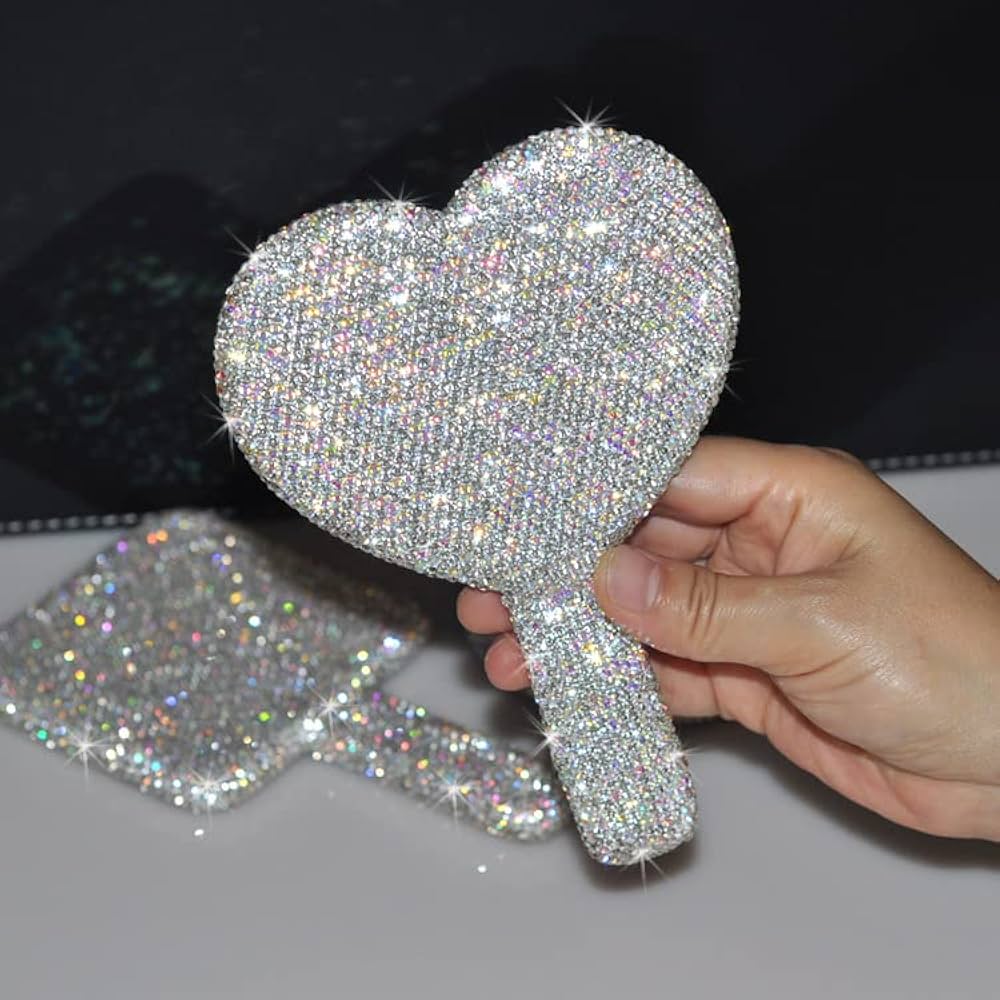 Handheld Heart Mirror in Silver