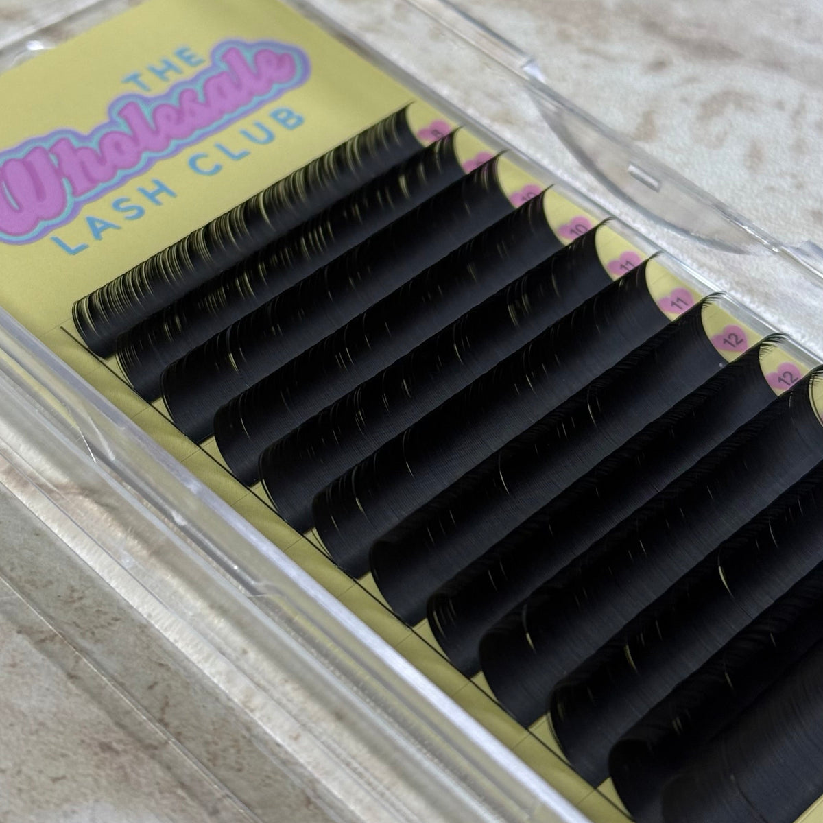 Flat Classic Lash Mix Tray (8-15mm)