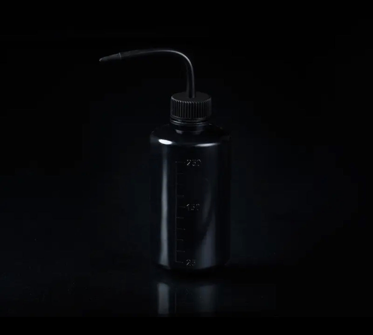 Lash Cleansing Water Bottle 250ml image 3